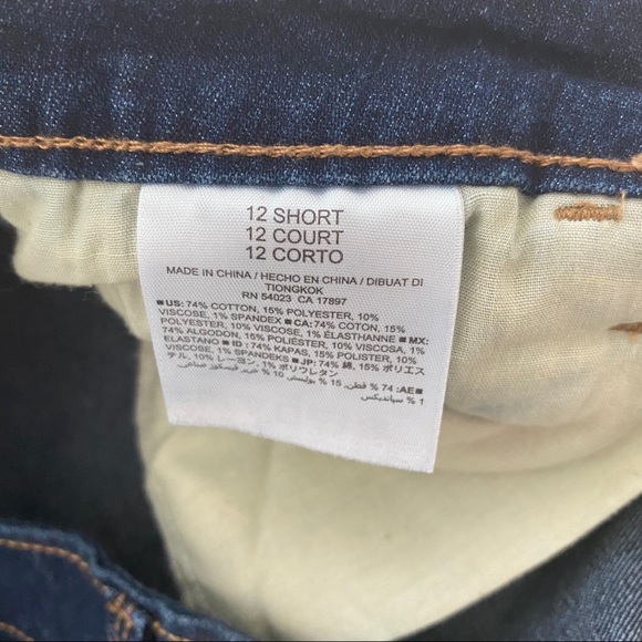 Old Navy Super Skinny Dark Wash Jeans - Picture 4 of 4